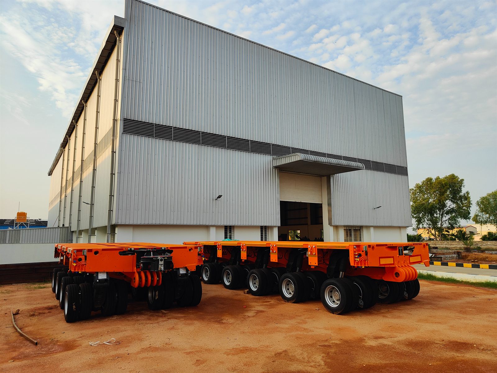 Completed modular hydraulic trailers outside the manufacturing facility